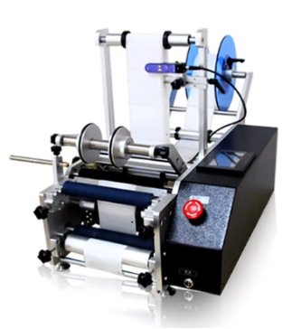 Bottle labeling machine